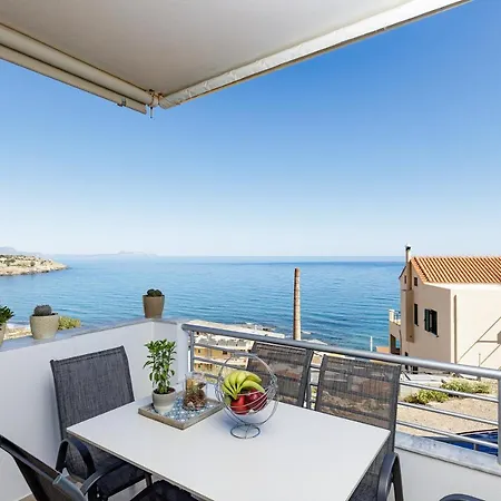Andry's Sea View Holiday home *